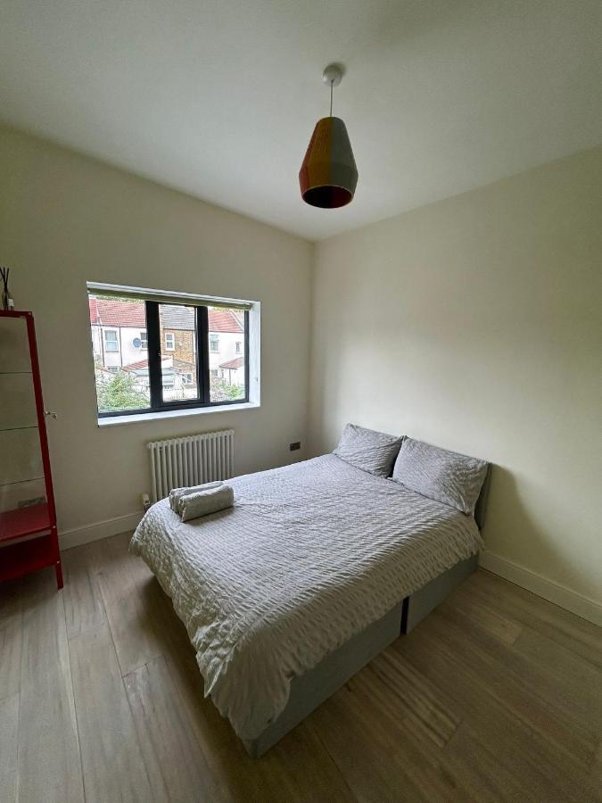 Contemporary 3 Bed House With Spacious Garden Close To Stratford & Canary Wharf London Eksteriør billede