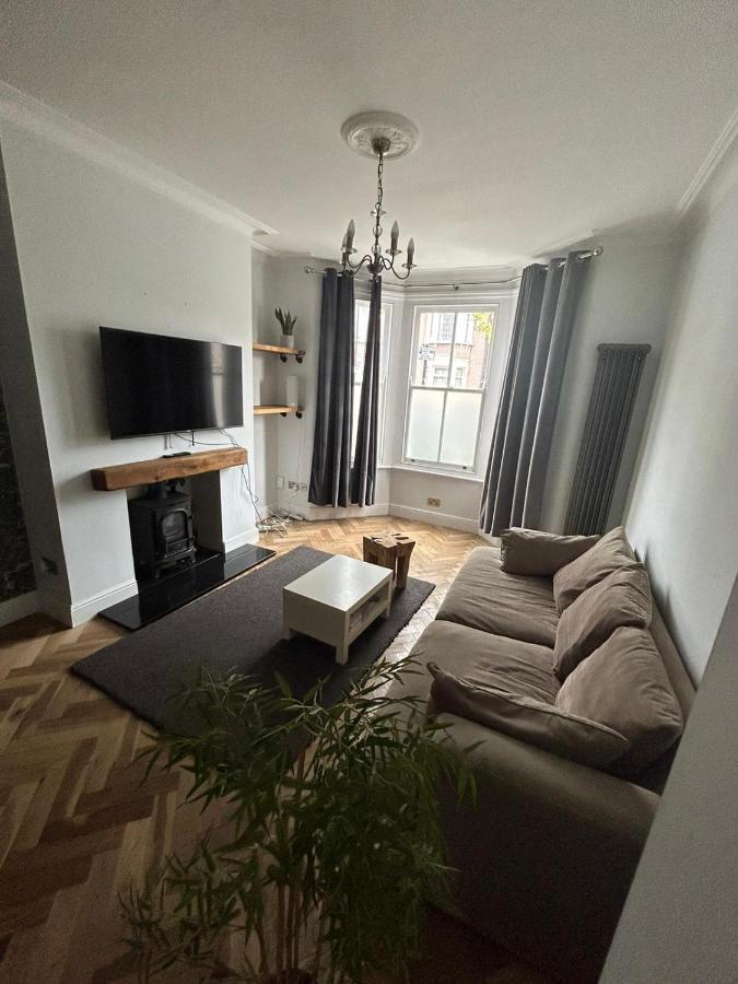Contemporary 3 Bed House With Spacious Garden Close To Stratford & Canary Wharf London Eksteriør billede